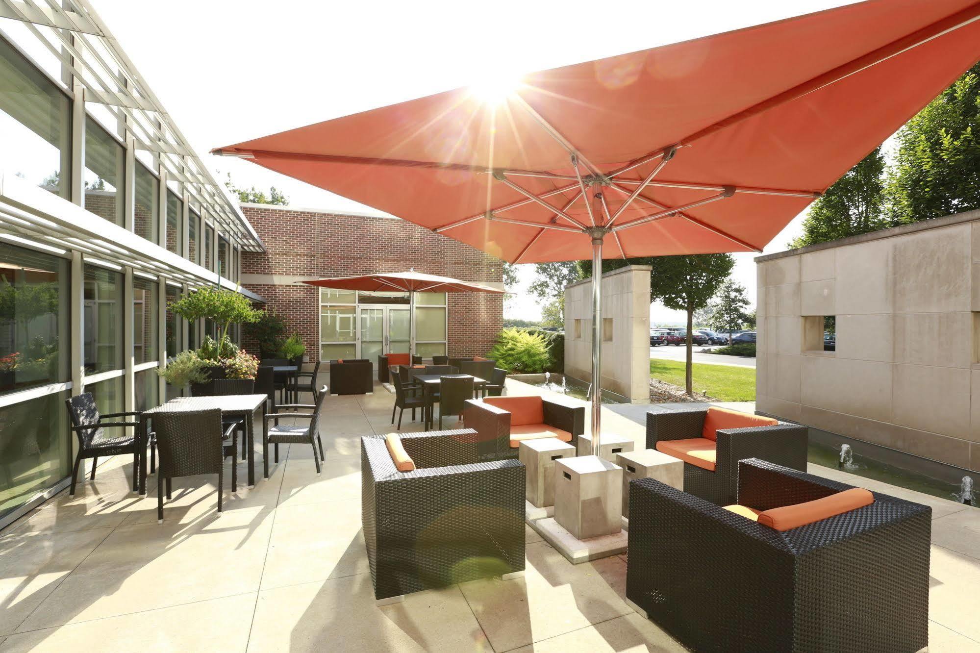 I Hotel And Illinois Conference Center - Champaign Ngoại thất bức ảnh